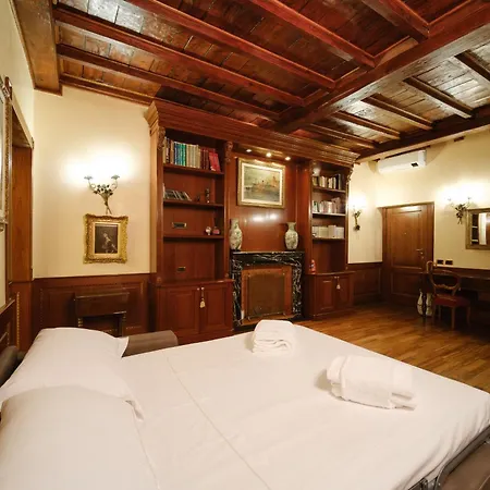 Spanish Steps Retreat Buddyrent Appartement *